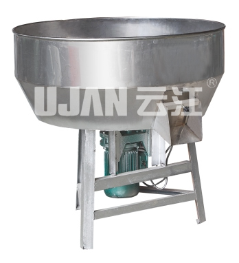 Plastic mixer